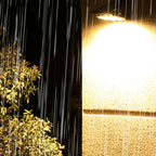 🌿 Lampada solare con clip e sensore di movimento: prendine 2 ora e ricevine 1 gratis! Perfetta per la casa, il balcone e la terrazza! 🏡✨